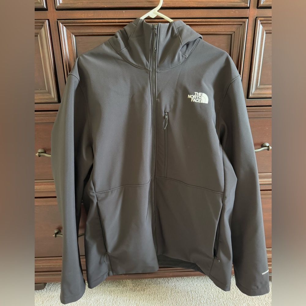 Men’s North Face jacket